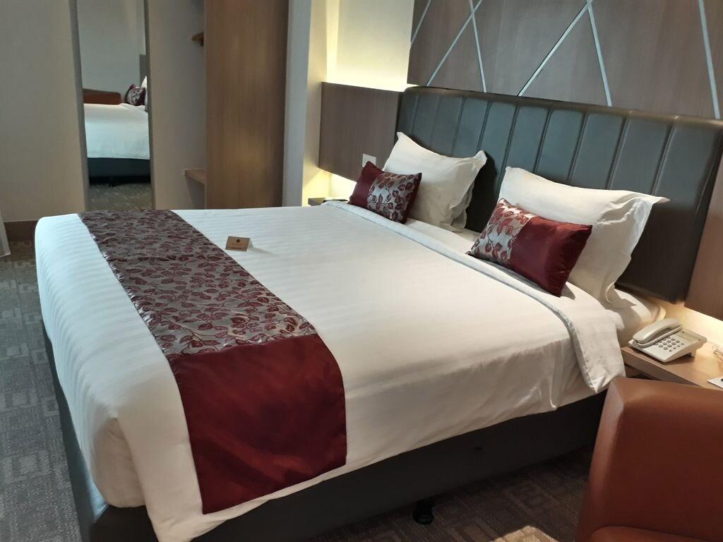 Demelia Hotel Makassar Kültér fotó