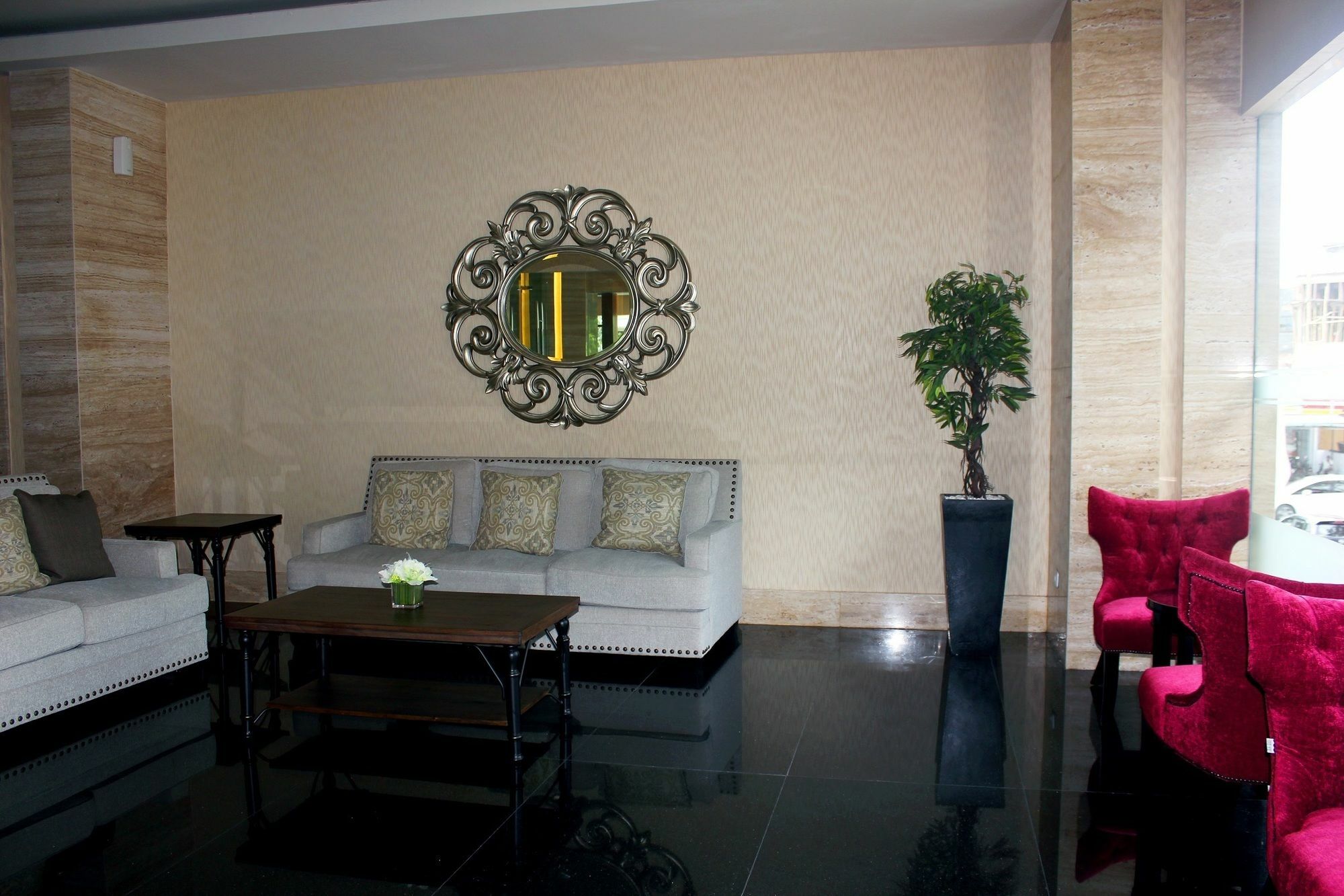 Demelia Hotel Makassar Kültér fotó