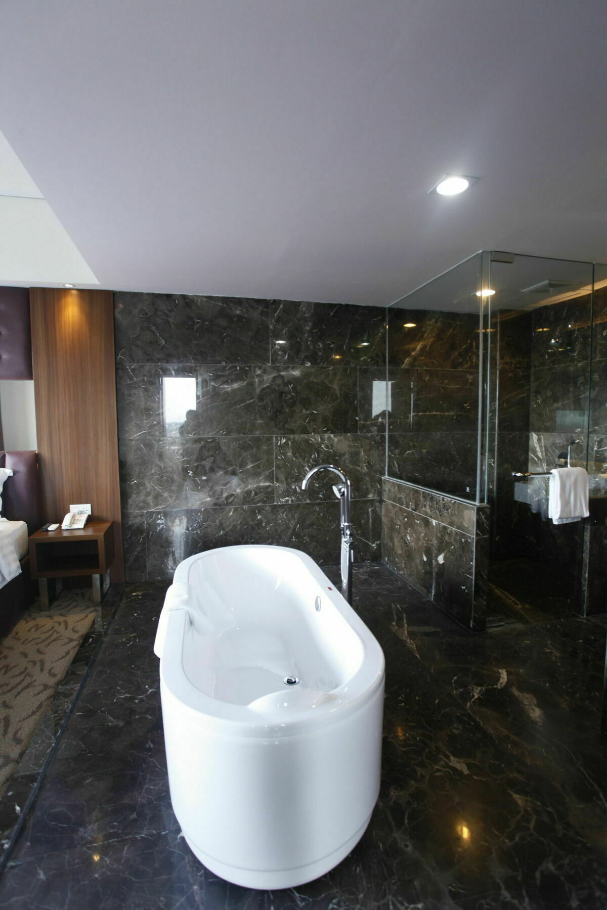 Demelia Hotel Makassar Kültér fotó
